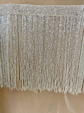 Elefántcsont színű üveggyöngy bojtok - 20 cm hosszú